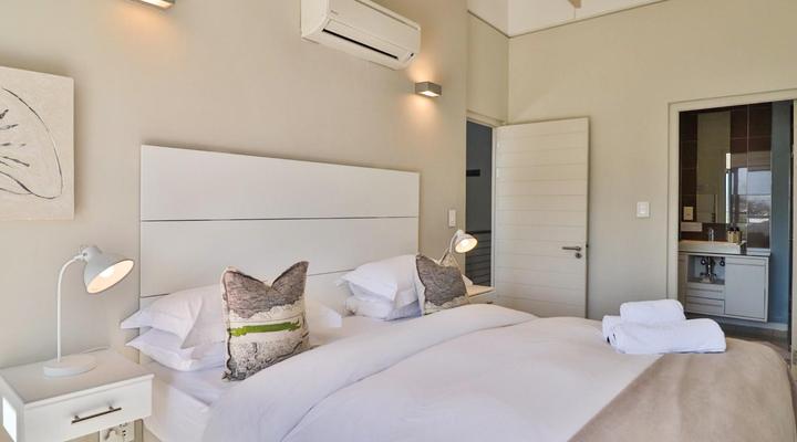 Whale Coast All-Suite-Hotel