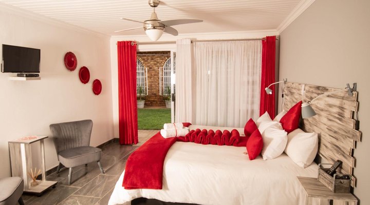 Oppiplot Guest House Kempton Park
