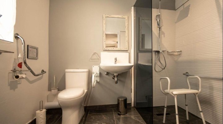 Oppiplot Guest House Kempton Park