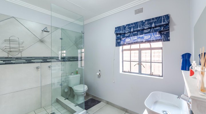 Oppiplot Guest House Kempton Park