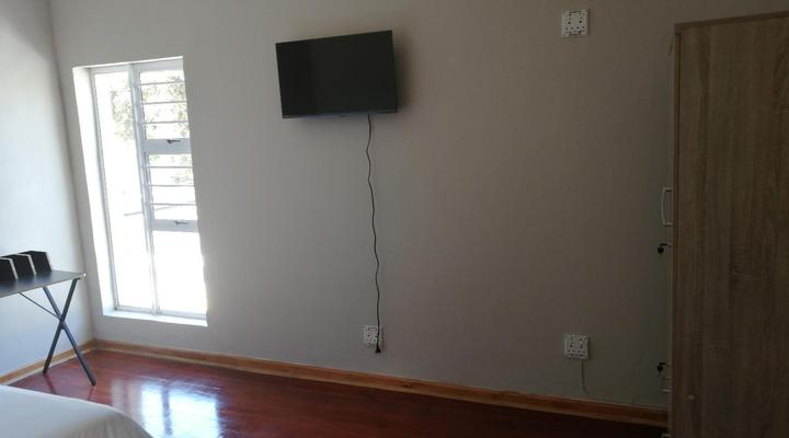 Two Lions Guesthouse