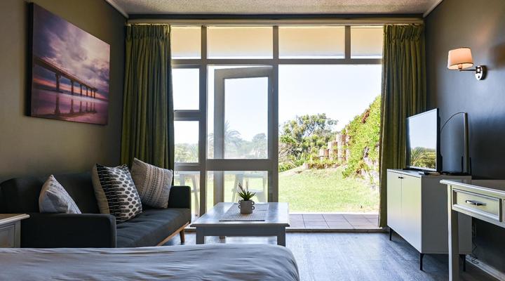 Unit 261 Brookes Hill Suites