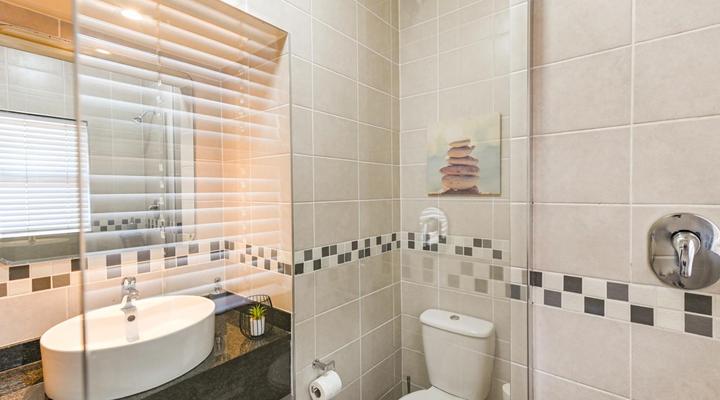 Unit 261 Brookes Hill Suites