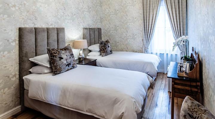 Vier Seisoene Gastehuis