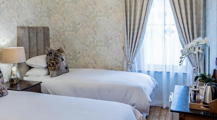 Vier Seisoene Gastehuis