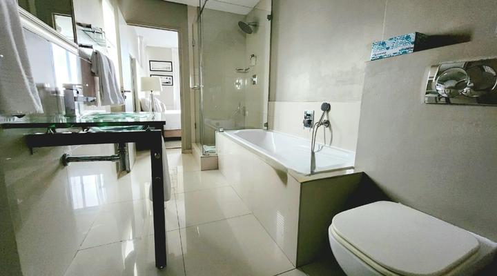 401 Infinity Apartment