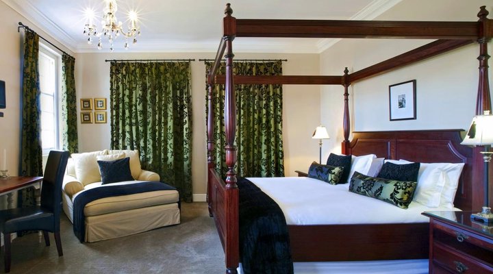 Capeblue Manor House