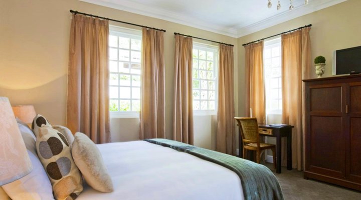 Capeblue Manor House