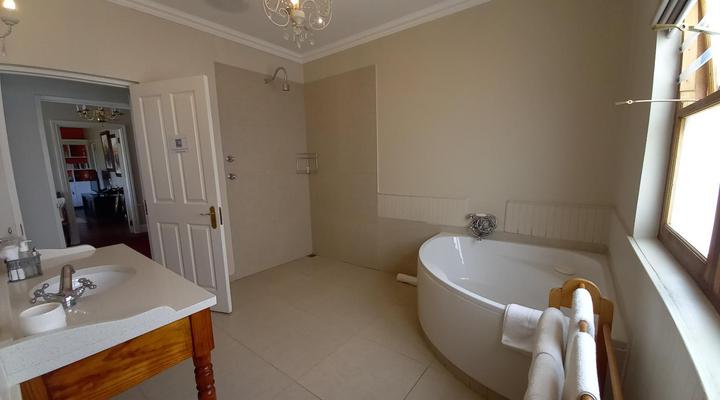 La Pension Guest House