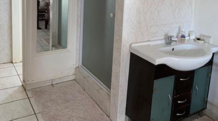 Alec Wright Guest House