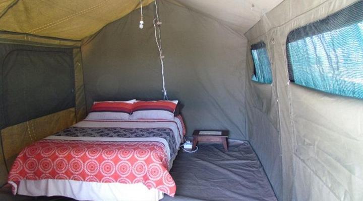 Skulpieskraal Tented Lodge and Rooi Spinnekop Restaurant