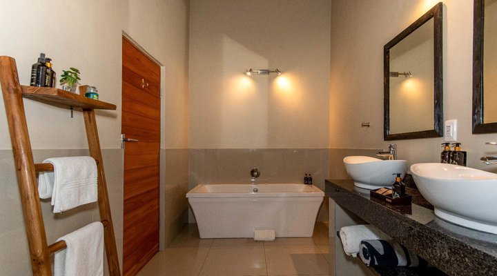 Kwenga Safari Lodge