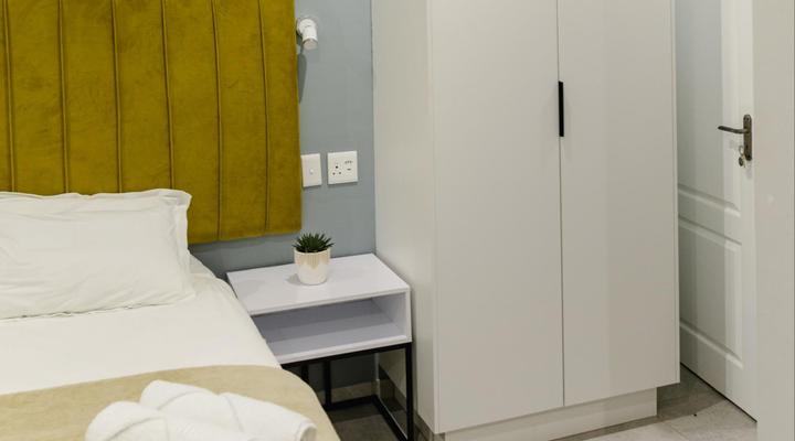 Charlottesville Farm Lodge