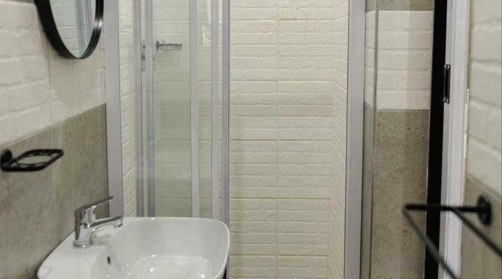 Charlottesville Farm Lodge