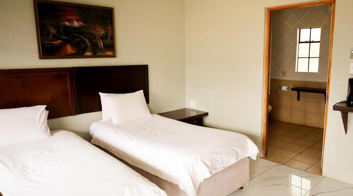 Die Geel Huis Guesthouse