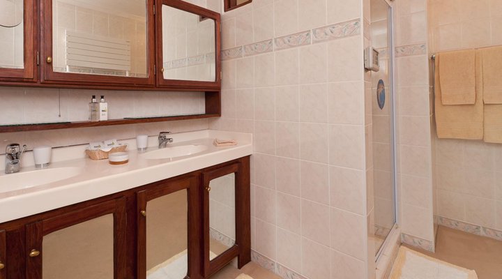 Bellavista Country Place