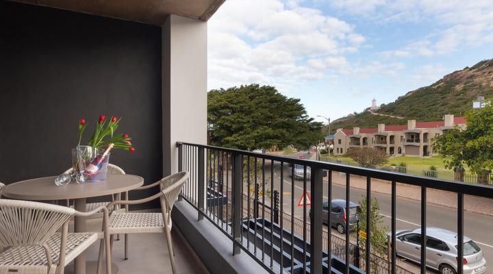 201 & 210 Mossel Cove