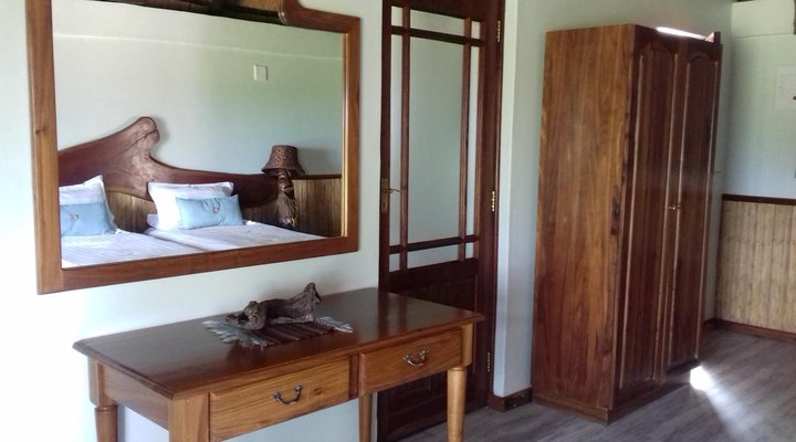 Kalahari Bush Breaks