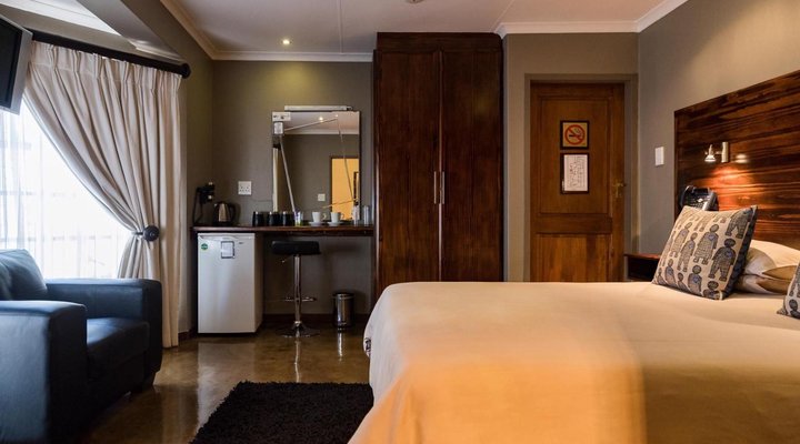 About Guest Lodge