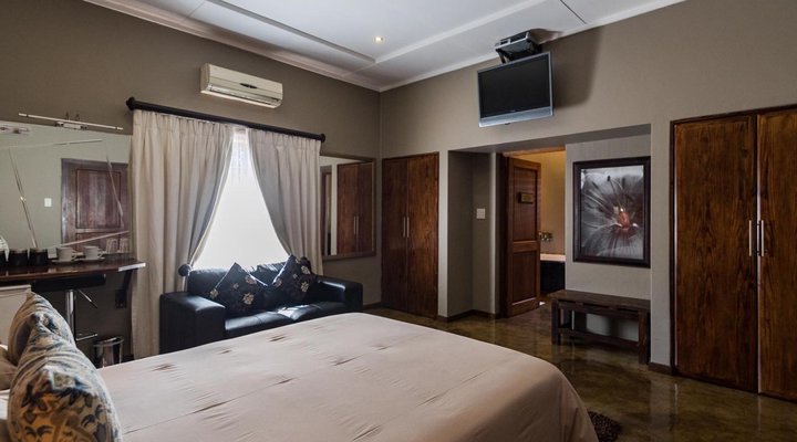 About Guest Lodge