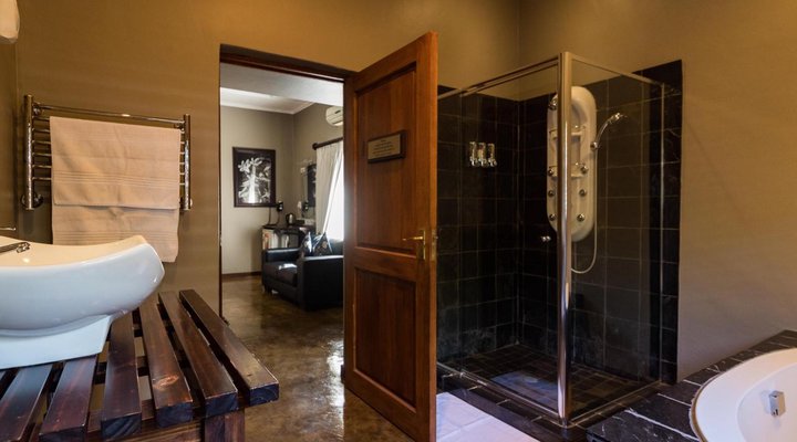 About Guest Lodge
