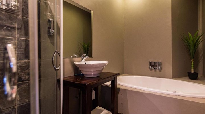 About Guest Lodge