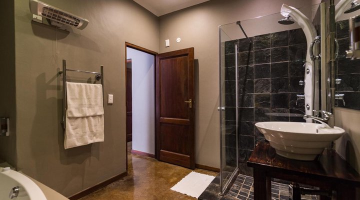 About Guest Lodge