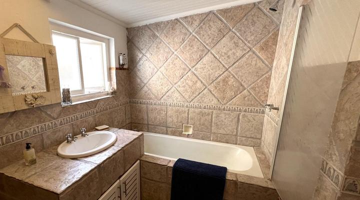 The Whaling Station Lagoon Lodge