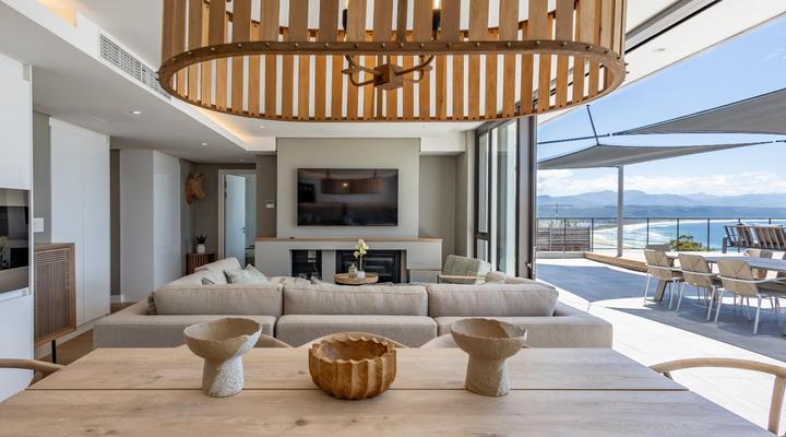 Plett Quarter Apartments -Lion Roars Hotels & Lodges