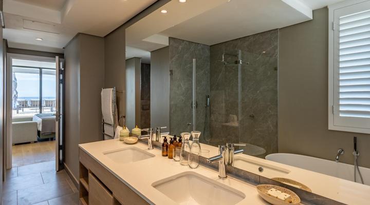 Plett Quarter Apartments -Lion Roars Hotels & Lodges