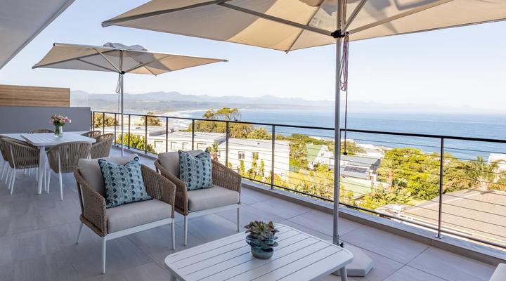 Plett Quarter Apartments -Lion Roars Hotels & Lodges