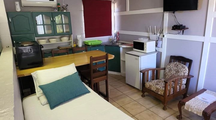 Kleinplasie Guesthouse