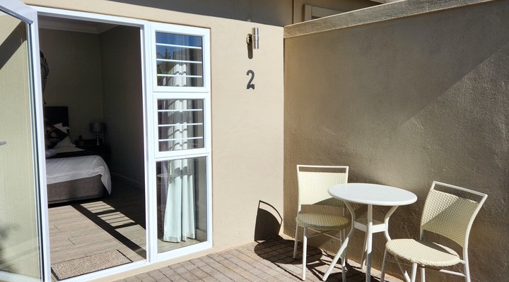 Green Kalahari Guesthouse