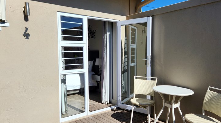 Green Kalahari Guesthouse