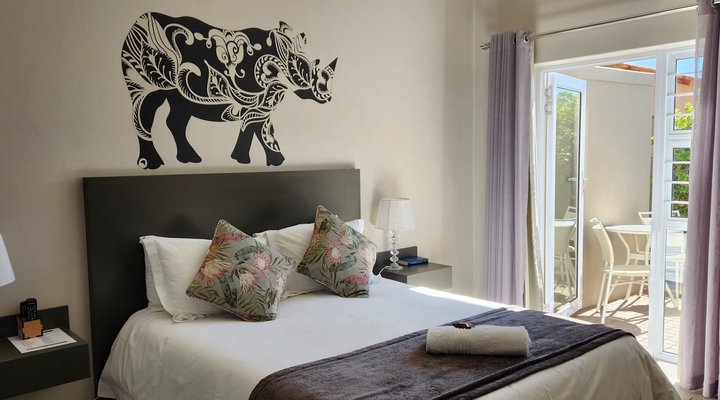 Green Kalahari Guesthouse