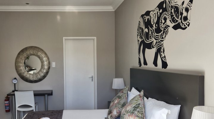 Green Kalahari Guesthouse