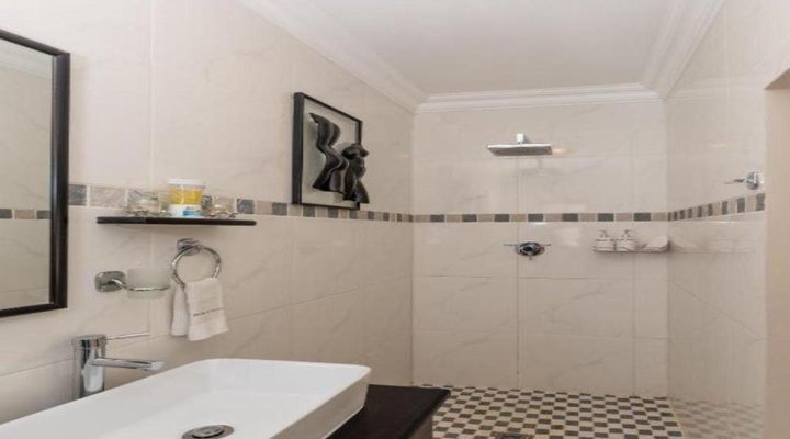 Montagu Four Seasons