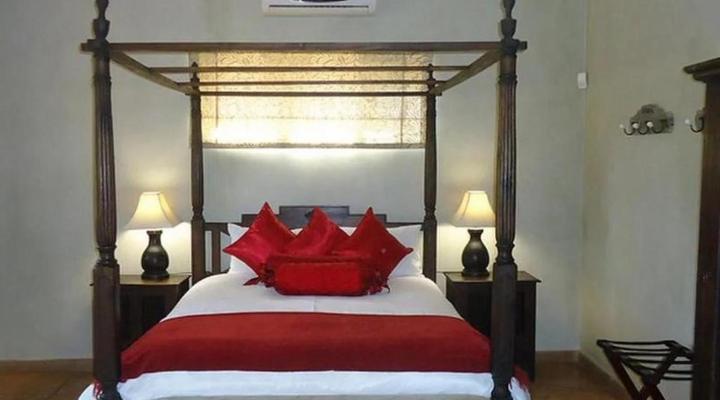 Tindlovu Country Lodge