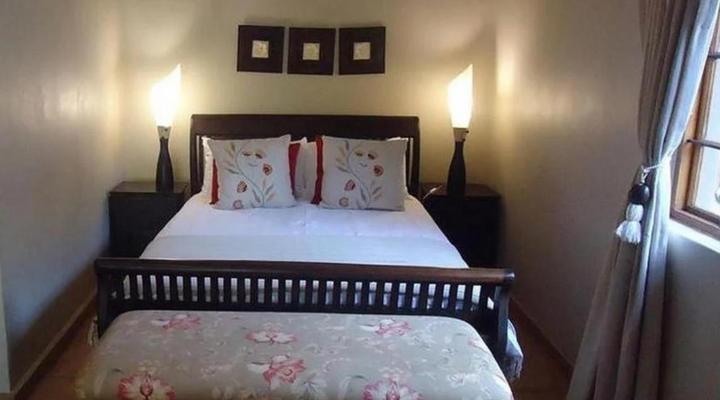 Tindlovu Country Lodge