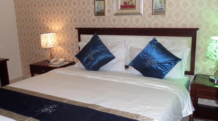 RightGate Hotel