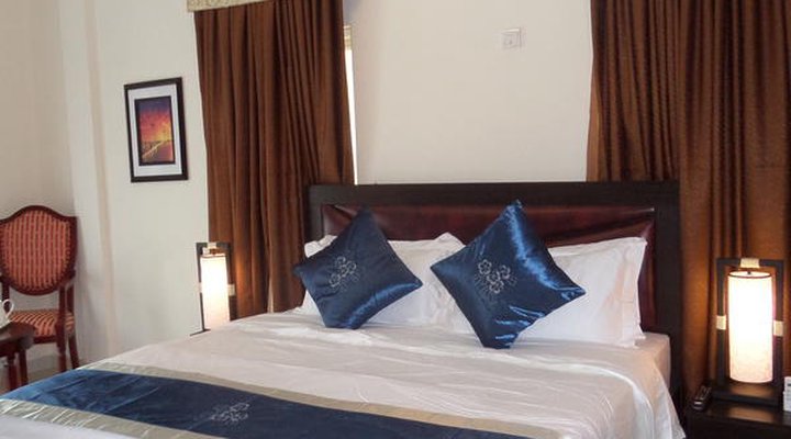 RightGate Hotel