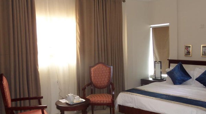 RightGate Hotel