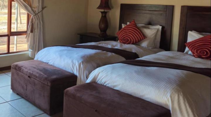 Phakela Private Game Lodge