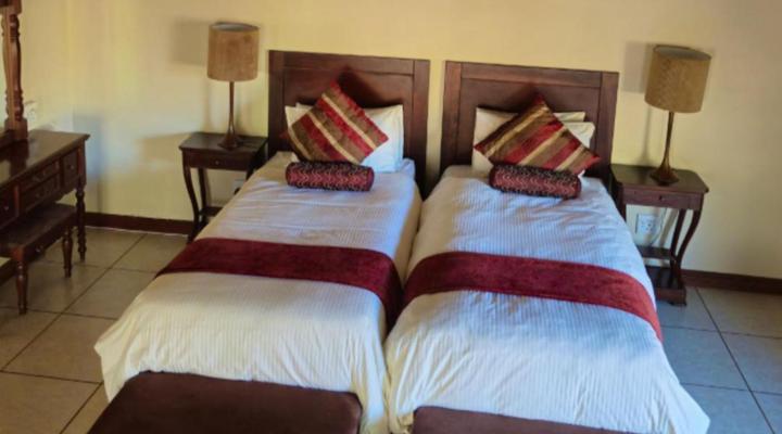 Phakela Private Game Lodge