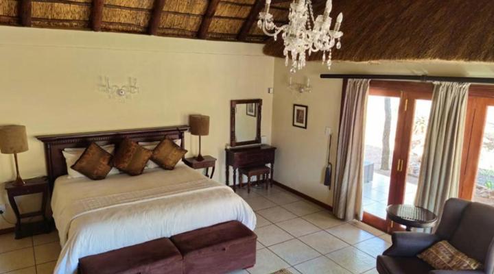 Phakela Private Game Lodge