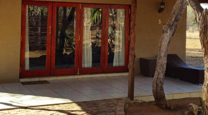 Phakela Private Game Lodge