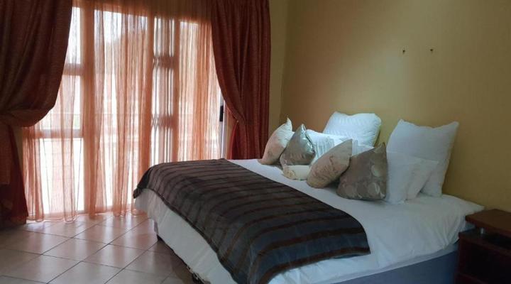 Edwaleni guest lodge