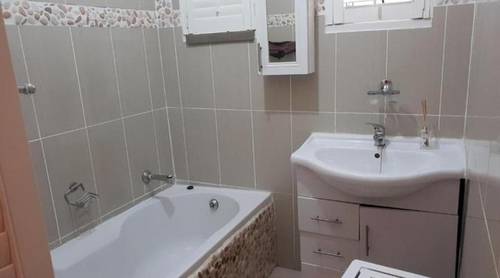 Edwaleni guest lodge