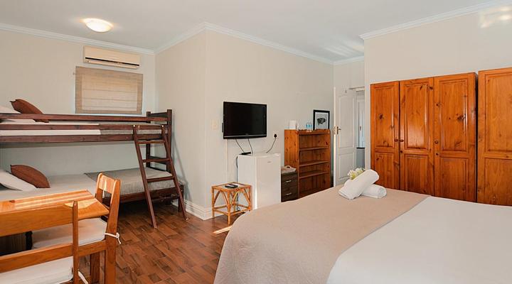 Albatross Guest House