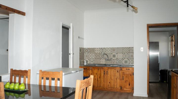 Vrugtegeur Guest Farms